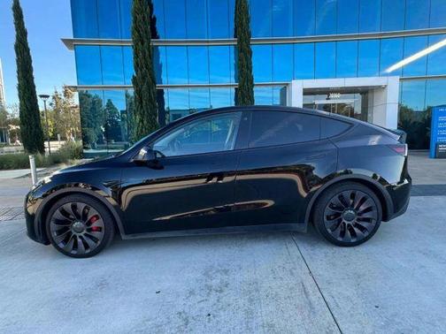 2022 Tesla Model Y Performance