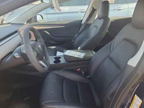 2022 Tesla Model 3 Base