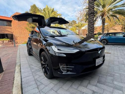 2021 Tesla Model X Long Range