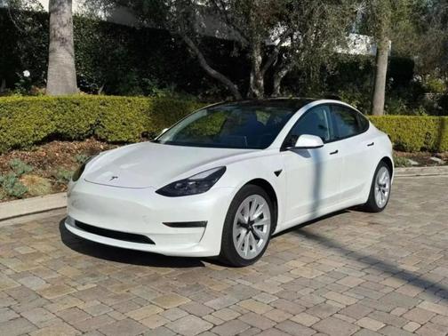 Pearl White Multi 2022 Tesla Model 3 Long Range