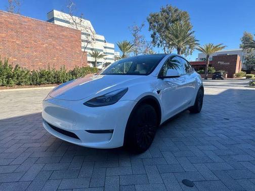 2022 Tesla Model Y Long Range