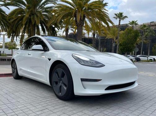 2021 Tesla Model 3 Standard Range Plus
