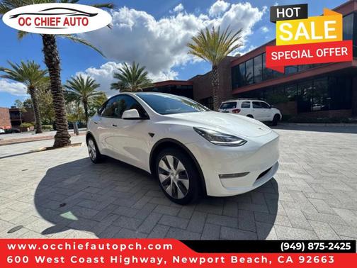 Pearl White Multi 2023 Tesla Model Y Long Range