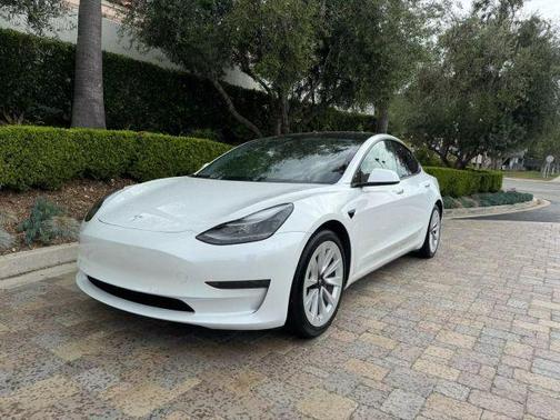 2022 Tesla Model 3 Base