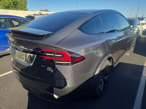 2023 Tesla Model X Standard Range