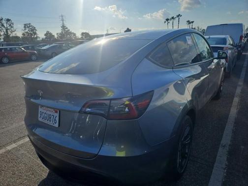 2025 Tesla Model Y Long Range