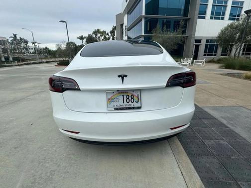 2022 Tesla Model 3 Base