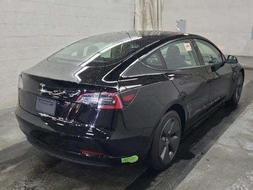 2022 Tesla Model 3 Base
