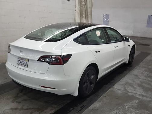 2022 Tesla Model 3 Base
