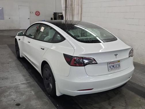 2022 Tesla Model 3 Base