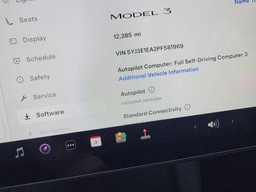 2023 Tesla Model 3 Base