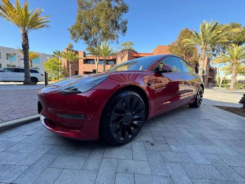 2023 Tesla Model 3 Performance