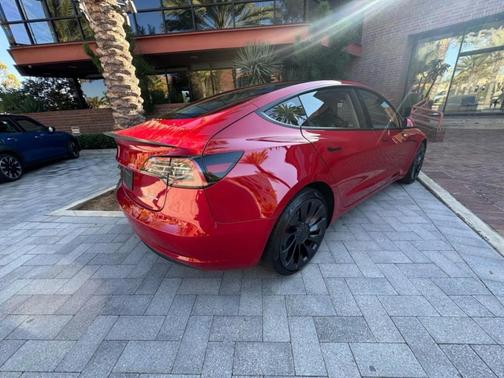 2023 Tesla Model 3 Performance