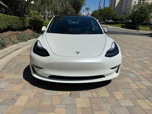 2022 Tesla Model 3 Base