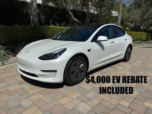 2022 Tesla Model 3 Base