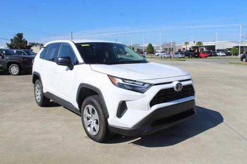 2023 Toyota RAV4 LE