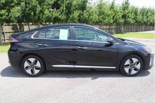 2021 Hyundai IONIQ Hybrid Limited