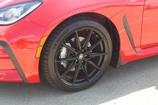 2025 Toyota GR86 Premium