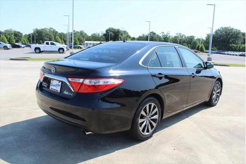 2015 Toyota Camry Hybrid XLE