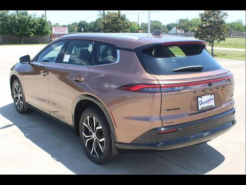 Bronze Age 2026 Toyota Crown Signia XLE