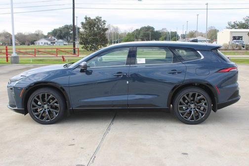 2026 Toyota Crown Signia Limited