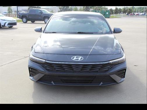 Ecotronic Gray 2024 Hyundai ELANTRA SEL