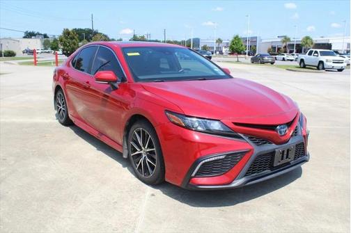 2023 Toyota Camry SE