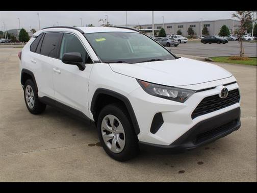 Super White 2020 Toyota RAV4 LE