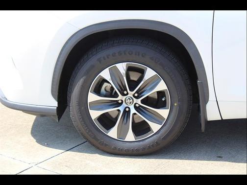Blizzard Pearl 2020 Toyota Highlander XLE