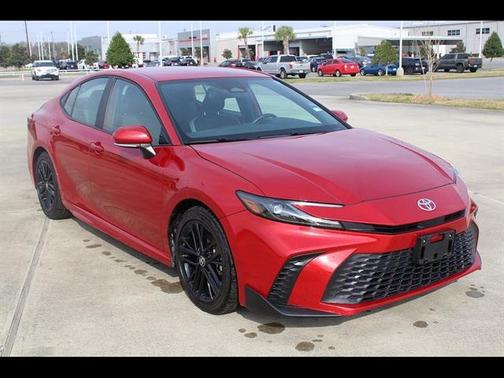 Supersonic Red 2025 Toyota Camry SE