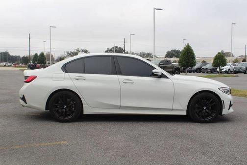 2021 BMW 330 330i