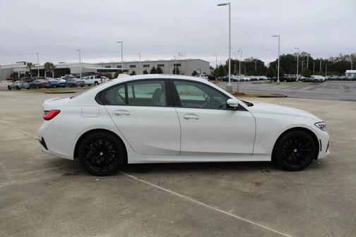2021 BMW 330 330i