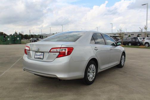 2013 Toyota Camry LE