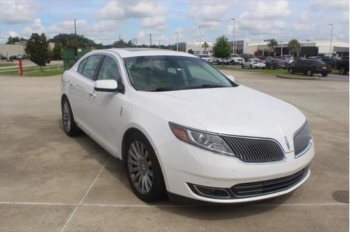 2014 Lincoln MKS Base