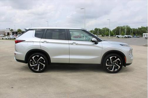 2024 Mitsubishi Outlander SE 2.5 2WD