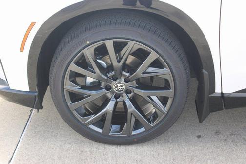 2025 Toyota Crown Signia Limited