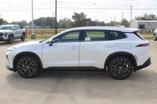 2025 Toyota Crown Signia Limited