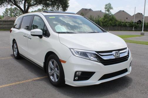 Photo 3 of 30 of 2019 Honda Odyssey EX-L