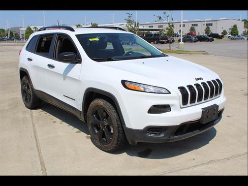 Bright White Clearcoat 2017 Jeep Cherokee Sport