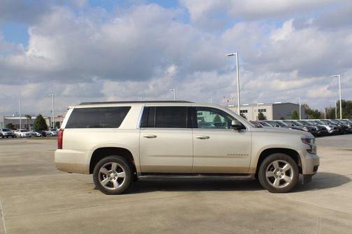 2017 Chevrolet Suburban LS