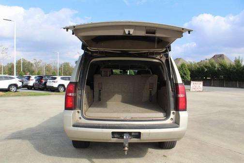 2017 Chevrolet Suburban LS