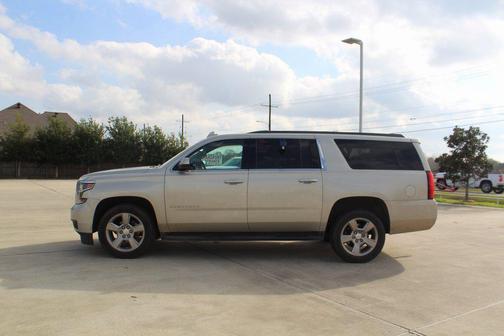 2017 Chevrolet Suburban LS