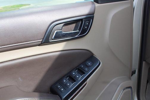 2017 Chevrolet Suburban LS