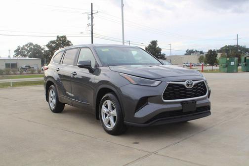 2023 Toyota Highlander L