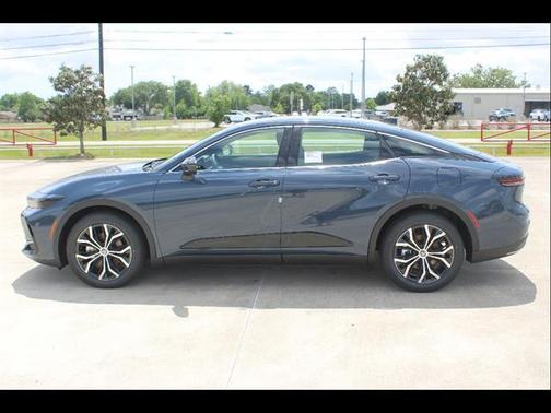 2026 Toyota Crown XLE