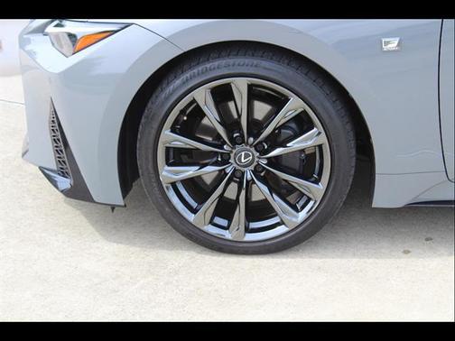 Incognito 2024 Lexus IS 350 Base