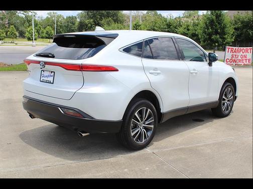 Wind Chill Pearl 2023 Toyota Venza LE