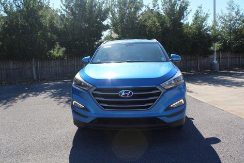 2016 Hyundai TUCSON SE