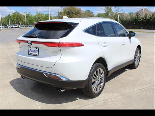 2024 Toyota Venza XLE