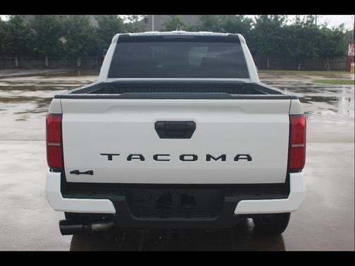 Ice Cap 2026 Toyota Tacoma SR5